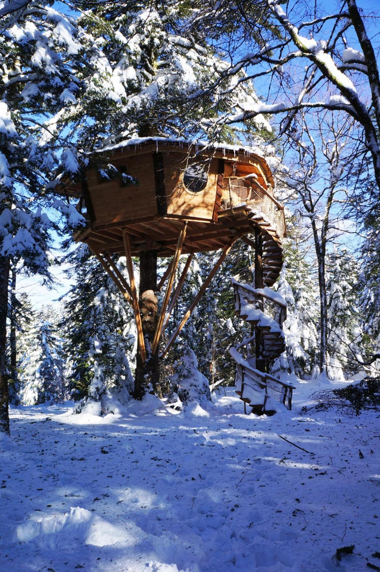 Cabanes Des Volcans Ла-Тур-д'Овернь Номер фото