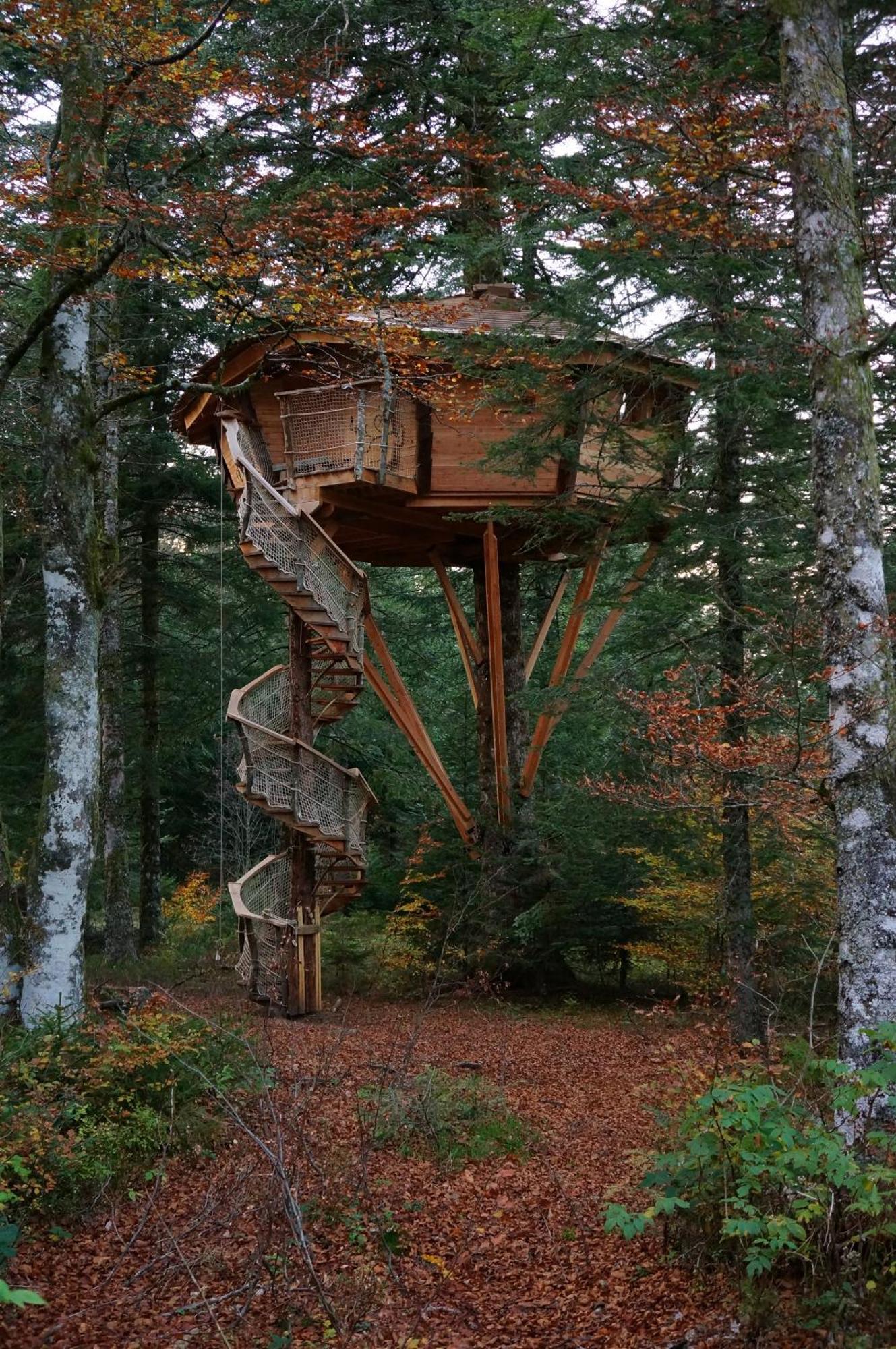 Cabanes Des Volcans Ла-Тур-д'Овернь Номер фото